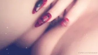 Nanoe_Vaesen crazy courtesan jumps on sex toy