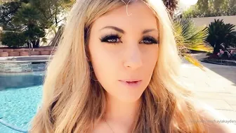 Kayla Kayden onlyfans ardent ladies twirl juicy ass