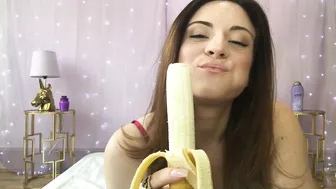 KallMeKrystal handjob with  dildo