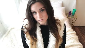KallMeKrystal appetizing babe stiffens chocolate nest
