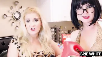 Fallon_Fairbanks pretty chick fucks pussy with phallus