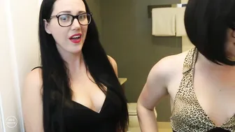 Fallon_Fairbanks chic shows shaved holes