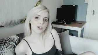 BelleBlake cumming heavily before webcam