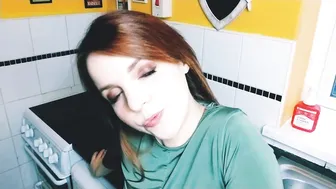BelleBlake juicy harlot masturbating vagina
