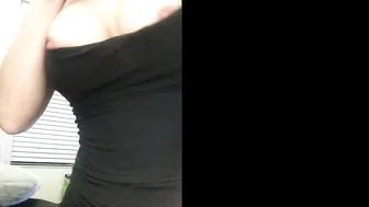 Alix Lynx onlyfans crazy nurse posing on camera