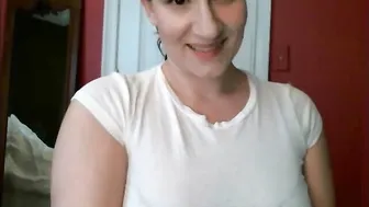 AppleRoe skillful slut jerks off