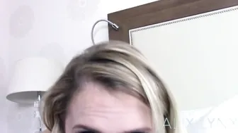 Alix Lynx onlyfans  private  with a toy