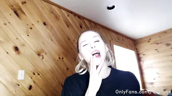 Alix Lynx onlyfans Adorable slut violently fucks with a man at night