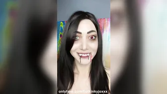 otkinkyjo.XXX onlyfans lustful babe pulls on the couch