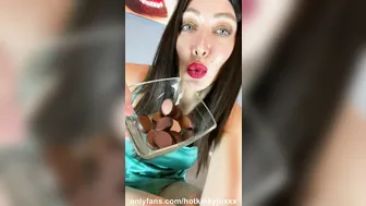 otkinkyjo.XXX onlyfans shy slut with a nice ass fucks pussy