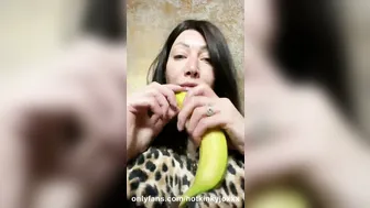otkinkyjo.XXX onlyfans sex machine makes the slut groan