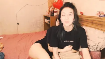 meowed_dance lovely maid