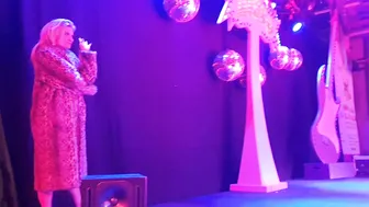 nayomisharpe stunning tear