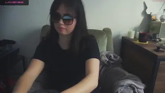 love_dont_be_shy busty bitch massages her pussy and nipples