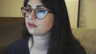 love_dont_be_shy Hot girl fucks her pussy with her hand