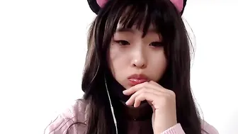 moyyango busty kitty sucking penis