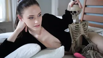 mothcorrupts showing off her young body