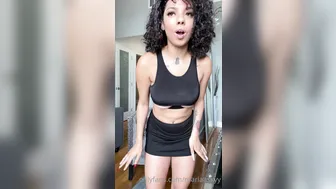 mariaaskyy gorgeous bitch chatting in fries