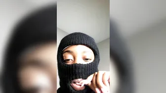 ladykream modest slut tells interesting stories on camera