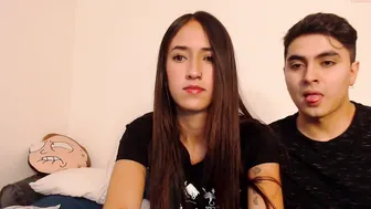 hot6sides9switching busty blonde licks nipples