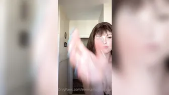 emmamagnoliaxo appetizing wench rides sex toy