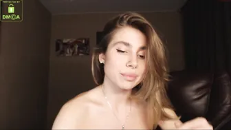 moanamo busty amateur dildo