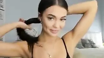 miss_x_ fucking pussy with cancer