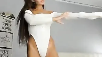 miss_x_ brat