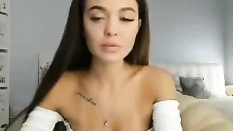 miss_x_ shrews passionately fucks anus