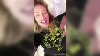 ava_austen spicy bitch exposes her charms