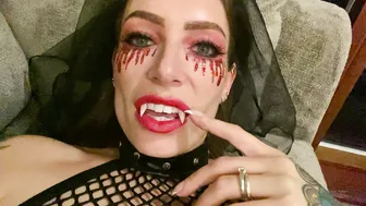 ava_austen Credit lady