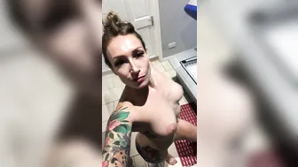 ava_austen Busty blonde