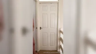 Chessie Piquant young lady