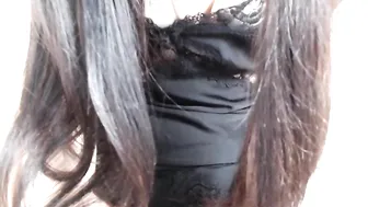 beverlyhillsbaby Experienced prostitute plays with her hands