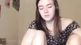 lacey_jones Gorgeous queen caresses pussy