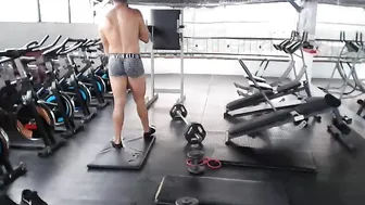 roomhot06 Latin slut gives a chic form