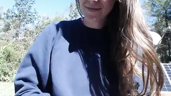 c_h_e_l_s_i Crazy babe jerks pussy with squirt