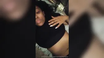 winterlashelldior Passing bitch in stockings