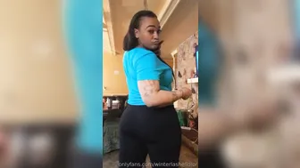 winterlashelldior sweet lady caresses pussy