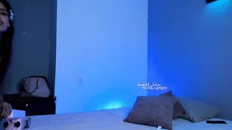 sweet_lau cute young lady shows big tits