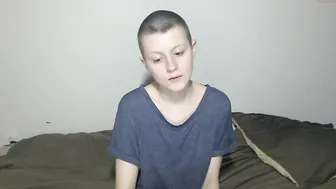 schocki44 beauty in stockings fucks with phallus