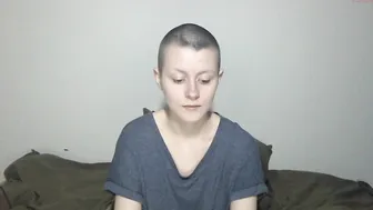 schocki44 graceful female seduces with juicy tits