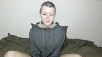 schocki44 depraved beauty masturbates pussy