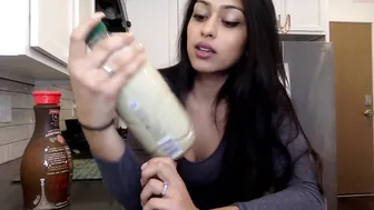 saravunovix hot beast jerking her shaved cunt