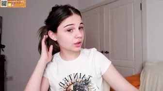 ravvn Fishnet brunette