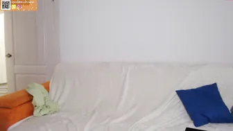 ravvn cute lady caresses shaved cunt