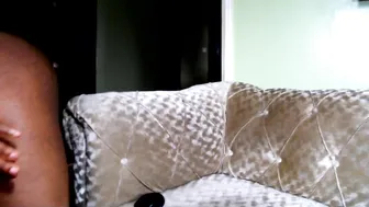 rainbow_lexxy sexy doll gives her elastic ass