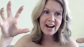 rachaelb spicy trash fucks herself with a dildo