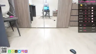 newkhaleesi luxurious blonde straddled sex toy