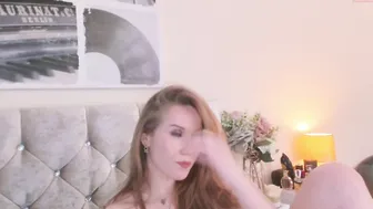 myassistant nude bitch dancing on the bed